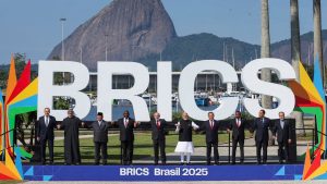 Китай и САЩ провеждат редовни преговори на различни нива, казва MOC