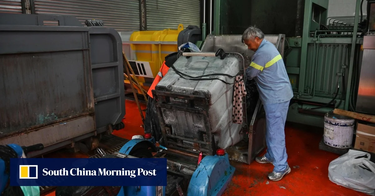 Китай остава централен в глобалната верига за доставки на Apple, казва Тим Кук