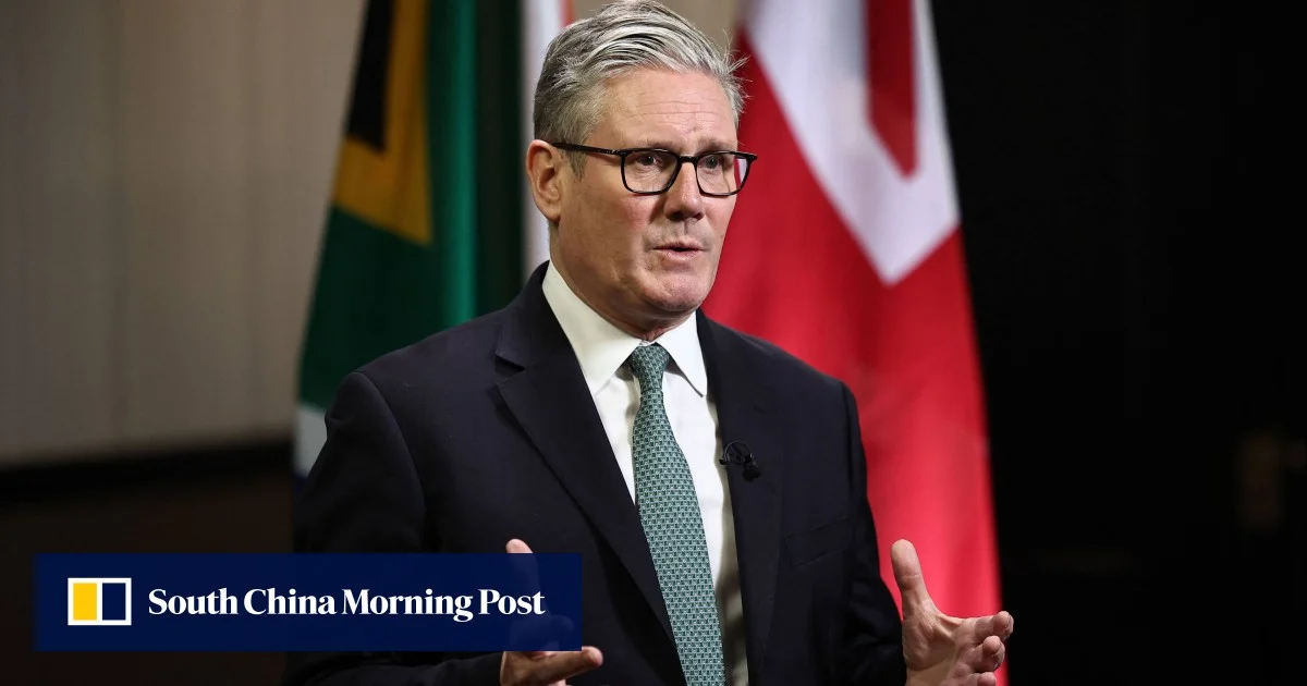 Стармър се среща с Ли Цян на Г-20 сред слухове за визита в Пекин