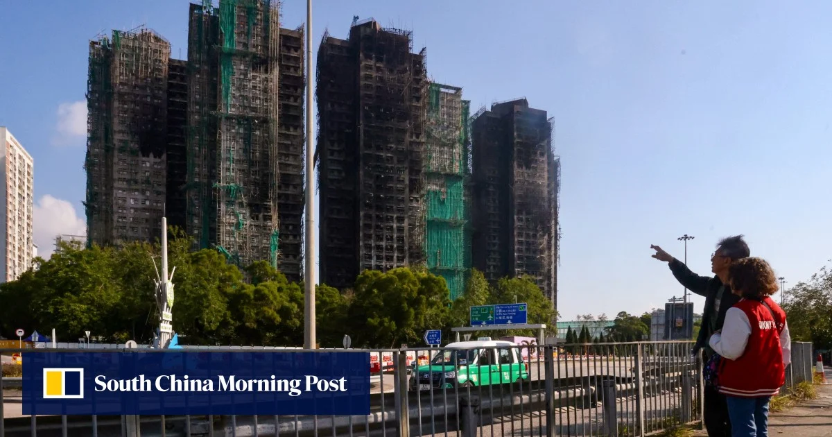 Оцелели от пожара в Тай По искат възстановяване на място