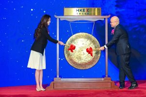 MiniMax вижда пазарна стойност над 100 милиарда хонконгски долара, след като акциите скочиха със 100% при дебюта