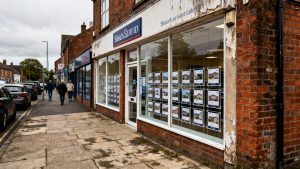 Letting agent ordered to pay £6,490 over missing rent