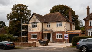 Pallas Capital closes £1.3m bridging loan in Oxshott