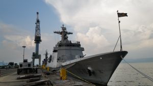 САЩ използват необичайни маршрути за изпращане на реактивно гориво до Япония, филипинските бази на фона на затварянето на Ормуз